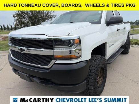 Used 2018 Chevrolet Silverado 1500 W/T w/ WT Convenience Package AWD/4WD image 4