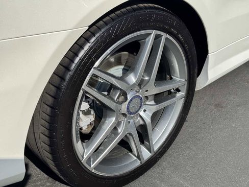 Used 2014 Mercedes-Benz E 550 Cabriolet image 22