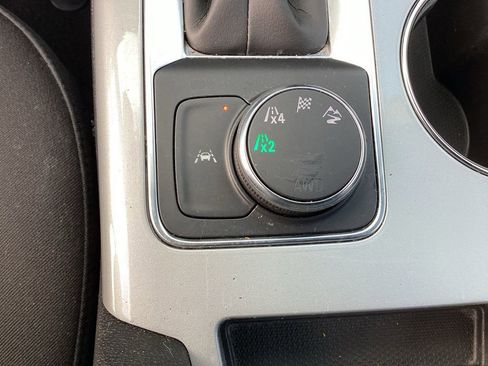 Used 2025 Chevrolet Blazer LT AWD/4WD image 30