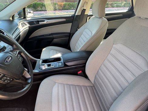 Used 2017 Ford Fusion S image 22