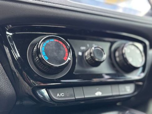 Used 2022 Honda HR-V Sport image 36