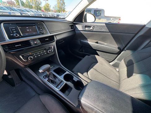 Used 2016 Kia Optima LX FWD image 20