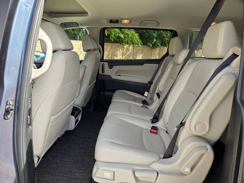 Certified 2025 Honda Odyssey EX-L image 14