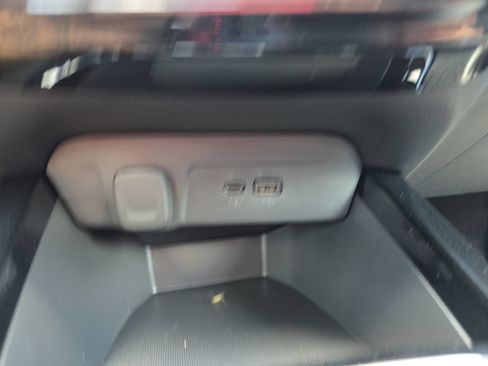 New 2026 Chevrolet Trax LT w/ LT Convenience Package FWD image 23