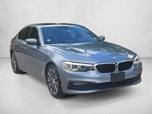 Used 2018 BMW 530i RWD image 3