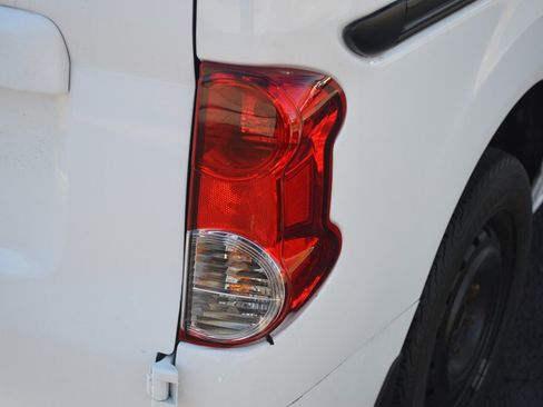 Used 2019 Nissan NV200 SV w/ Navigation Package image 12