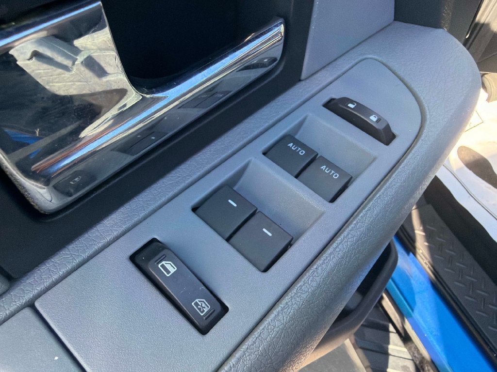 Used 2013 Ford F150 XLT w/ XLT Chrome Pkg RWD image 19