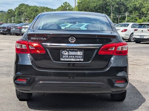 Used 2018 Nissan Sentra S w/ S Midnight Style Package FWD image 8