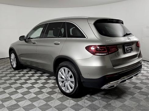 Used 2021 Mercedes-Benz GLC 300 image 6