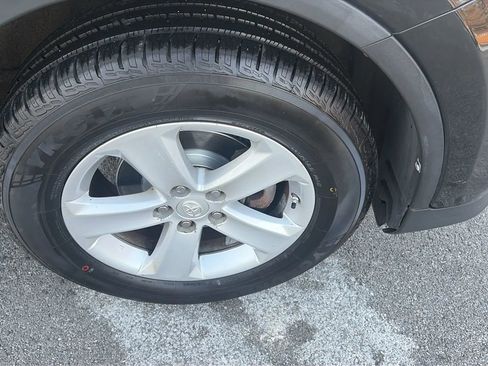 Used 2013 Toyota RAV4 XLE image 23