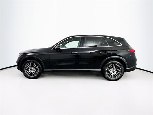 New 2025 Mercedes-Benz GLC 300 4MATIC image 4