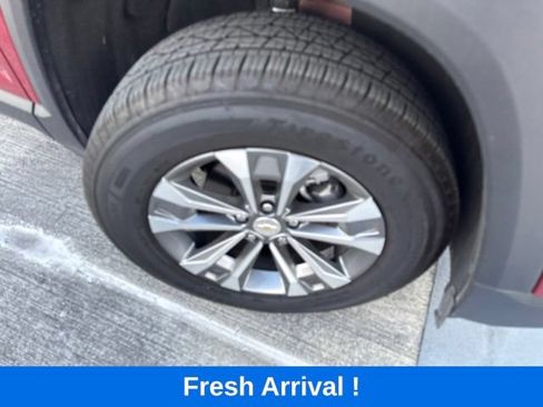 Used 2026 Chevrolet Equinox LT FWD image 19