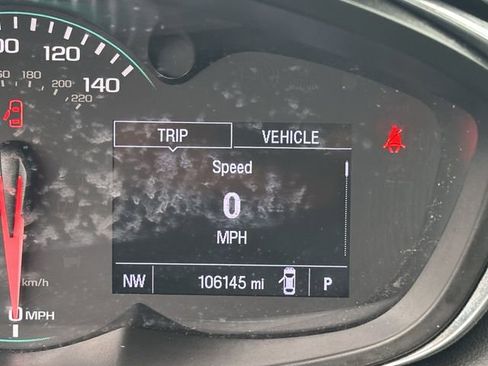 Used 2020 Chevrolet Trax LT w/ LPO, Protection Package FWD image 14