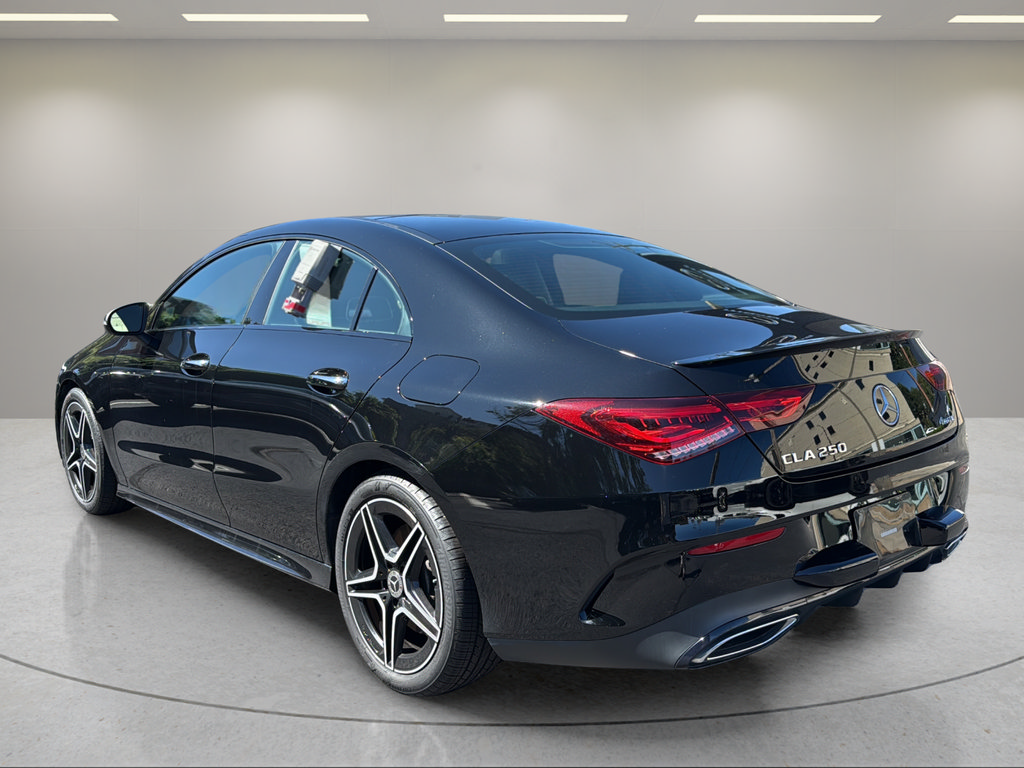 Used 2021 Mercedes-Benz CLA 250 4MATIC image 8