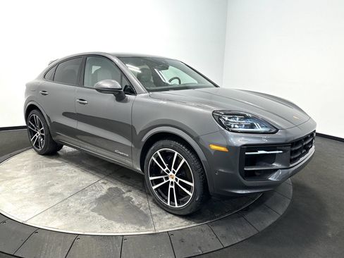 New 2026 Porsche Cayenne Coupe AWD/4WD image 9