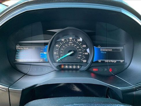 Used 2024 Ford Edge ST-Line image 13