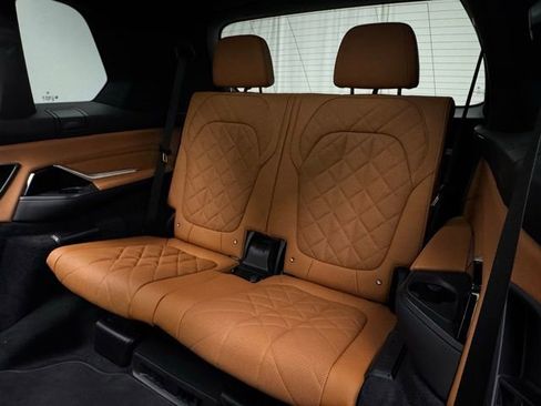 Used 2023 BMW X7 xDrive40i w/ Executive Package image 28