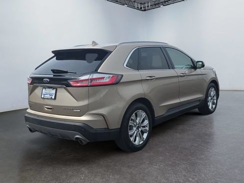 Used 2020 Ford Edge Titanium FWD image 5