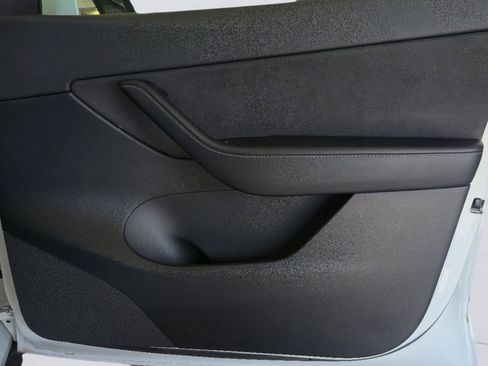 Used 2022 Tesla Model Y Performance AWD/4WD image 20