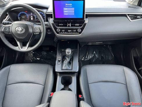 Certified 2026 Toyota Corolla Cross XLE w/ Convenience Package FWD image 17