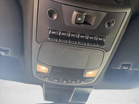 Used 2022 Ford F250 Lariat w/ Black Appearance Package AWD/4WD image 17