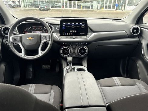 Used 2024 Chevrolet Blazer LT image 19