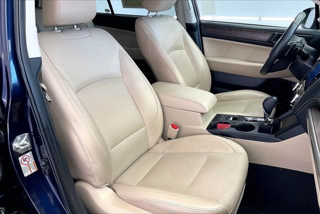 Used 2018 Subaru Outback 2.5i Limited AWD/4WD image 6