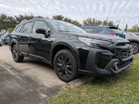 Used 2025 Subaru Outback Onyx Edition w/ Popular Package #2 image 1
