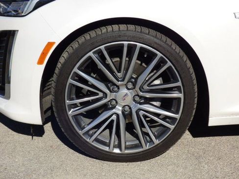 Used 2021 Cadillac CT5 Premium Luxury image 9