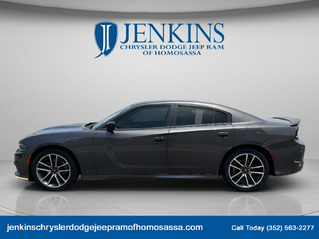 Used 2023 Dodge Charger R/T w/ Plus Group RWD image 10