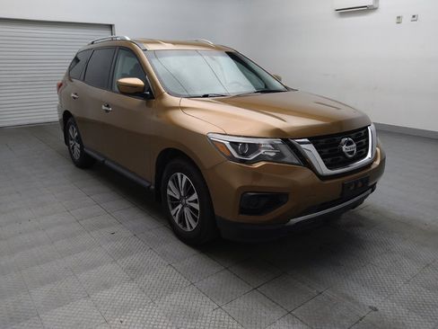 Used 2017 Nissan Pathfinder S FWD image 13