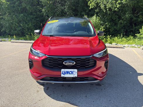 Used 2024 Ford Escape ST-Line w/ Tech Pack #1 AWD/4WD image 2