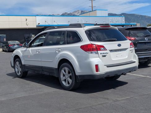 Used 2014 Subaru Outback 2.5i Limited AWD/4WD image 7