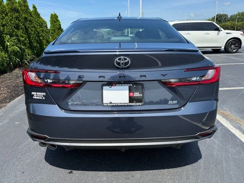 New 2026 Toyota Camry SE FWD image 3