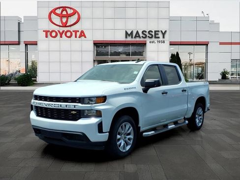 Used 2021 Chevrolet Silverado 1500 Custom AWD/4WD image 7