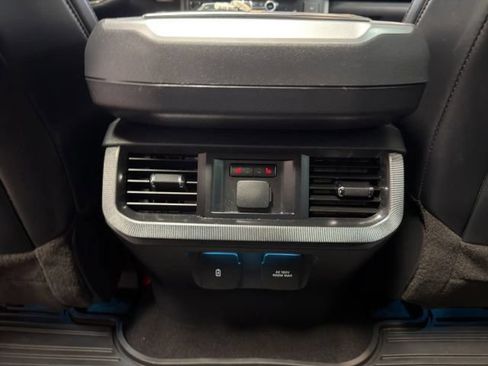 Used 2023 Ford F150 Platinum w/ FX4 Off-Road Package AWD/4WD image 18