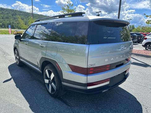 Certified 2024 Hyundai Santa Fe Limited FWD image 3