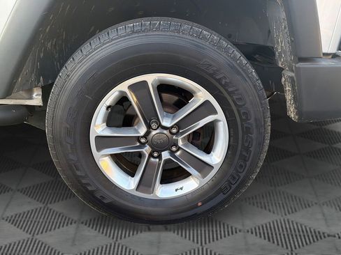 Used 2007 Jeep Wrangler X image 30