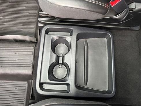 Used 2021 Ford Explorer XLT w/ Equipment Group 202A image 32