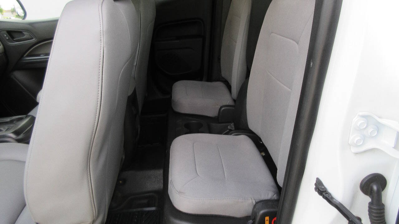 Used 2019 Chevrolet Colorado W/T w/ WT Convenience Package RWD image 16