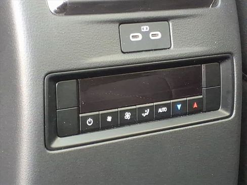 Used 2024 MAZDA CX-90 Plug-In Hybrid w/ Premium Pkg image 27