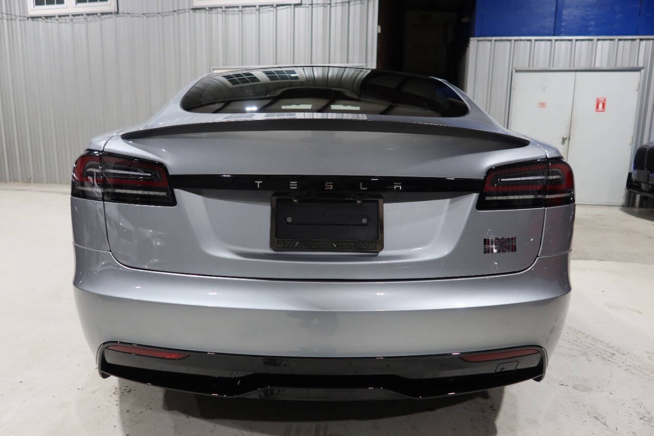 Used 2024 Tesla Model S Plaid AWD/4WD image 4