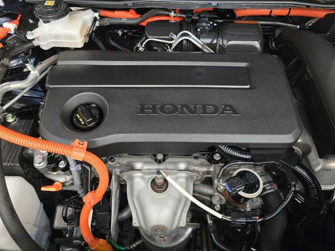 Used 2023 Honda CR-V Sport Touring image 9