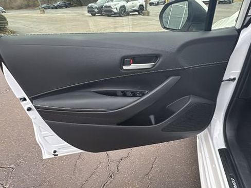Used 2024 Toyota Corolla SE w/ SE Package image 11