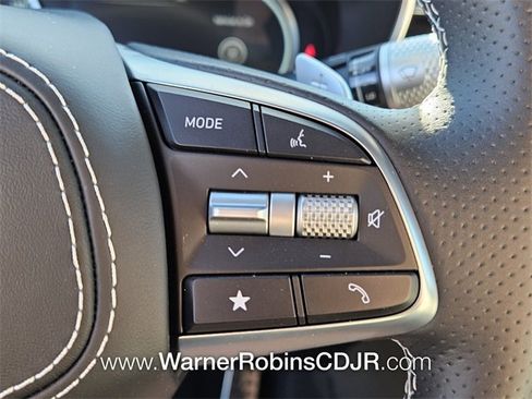 Used 2025 Genesis G70 3.3T Advanced w/ Sport Prestige Package image 29