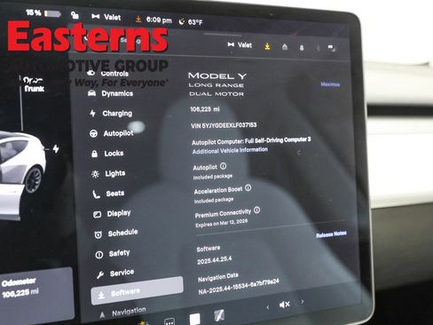 Used 2020 Tesla Model Y Long Range image 18