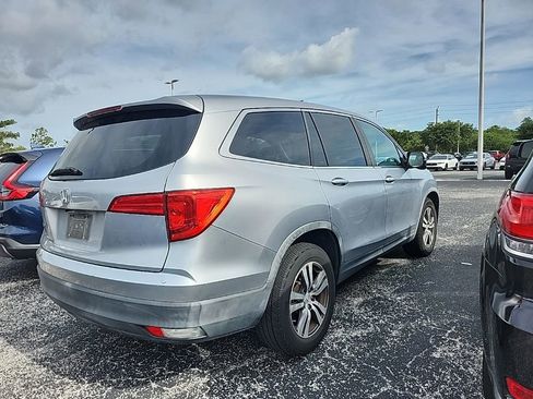 Used 2016 Honda Pilot EX image 2