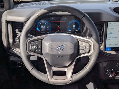 New 2026 Ford Bronco Badlands image 10