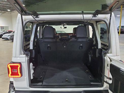 Used 2020 Jeep Wrangler Unlimited Rubicon image 43