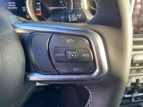 Used 2023 Jeep Wrangler Sahara image 17